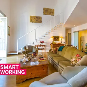 Appartement Charming In The Center By Wonderful Italy