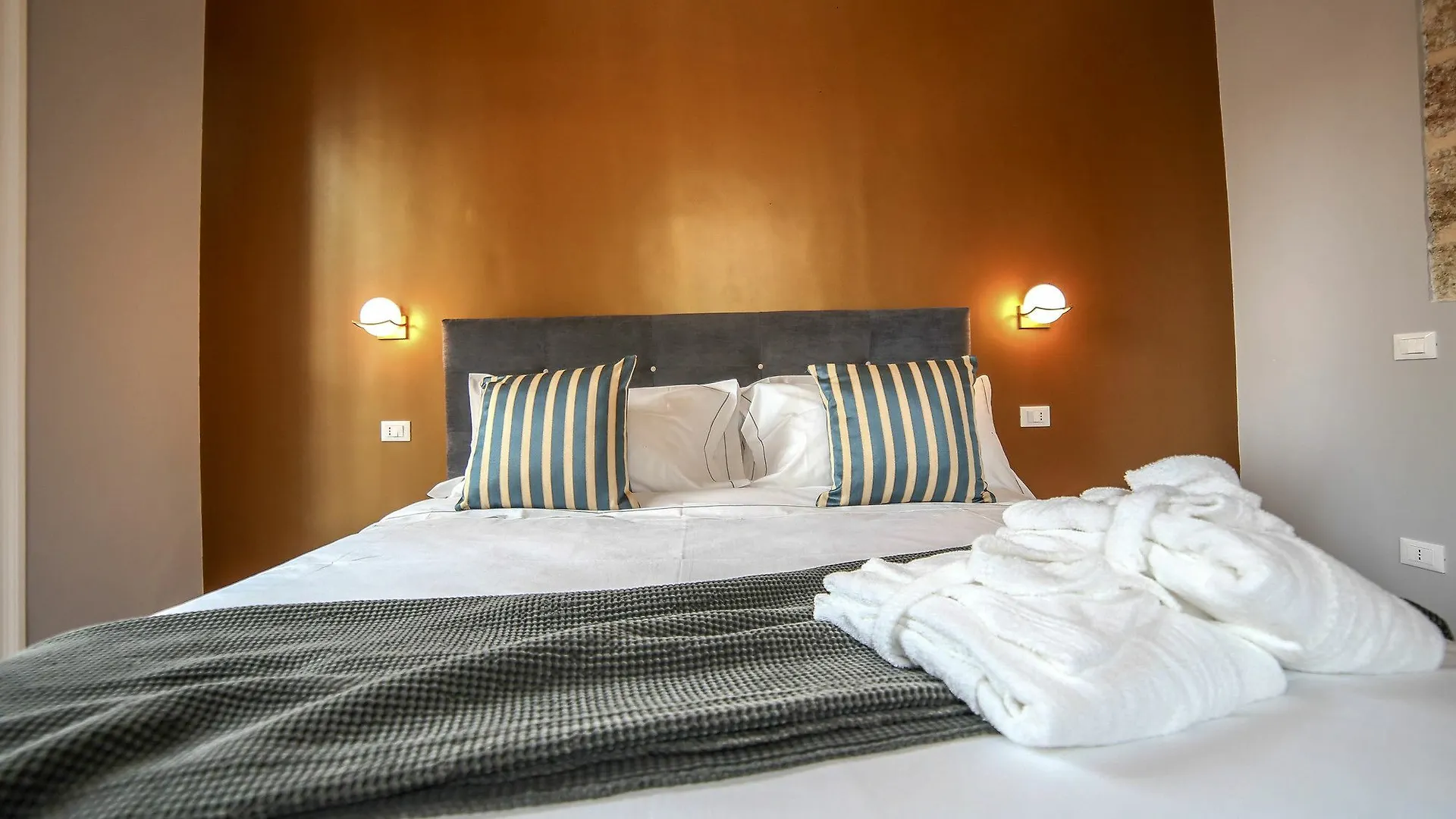 Family Affair Luxury Rooms&Suites Palermo 2*,  Italië