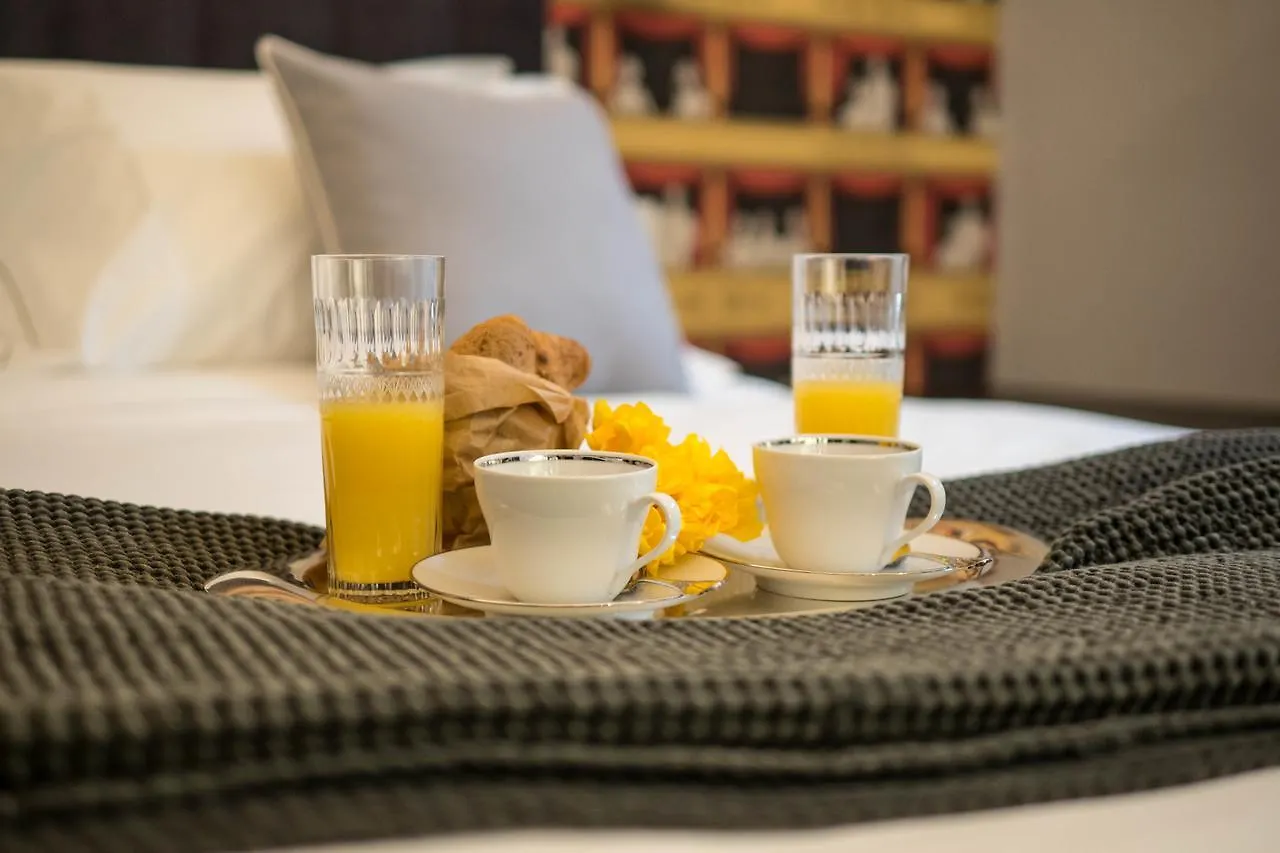 Family Affair Luxury Rooms&Suites Палермо Отель типа 